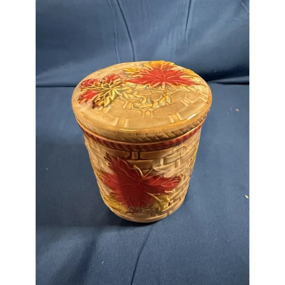 Ceramic Crock/Container  w/ Lid Fall Theme Thanksgiving Decor